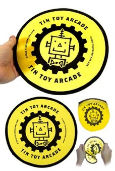 TinToyArcade Pocket Flyer Robot Disc